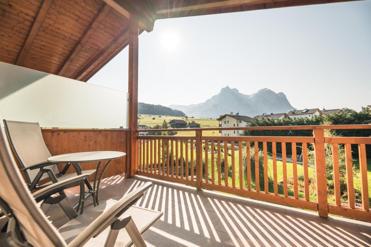 Hotel Castel Oswald Von Wolkenstein カステルロット エクステリア 写真