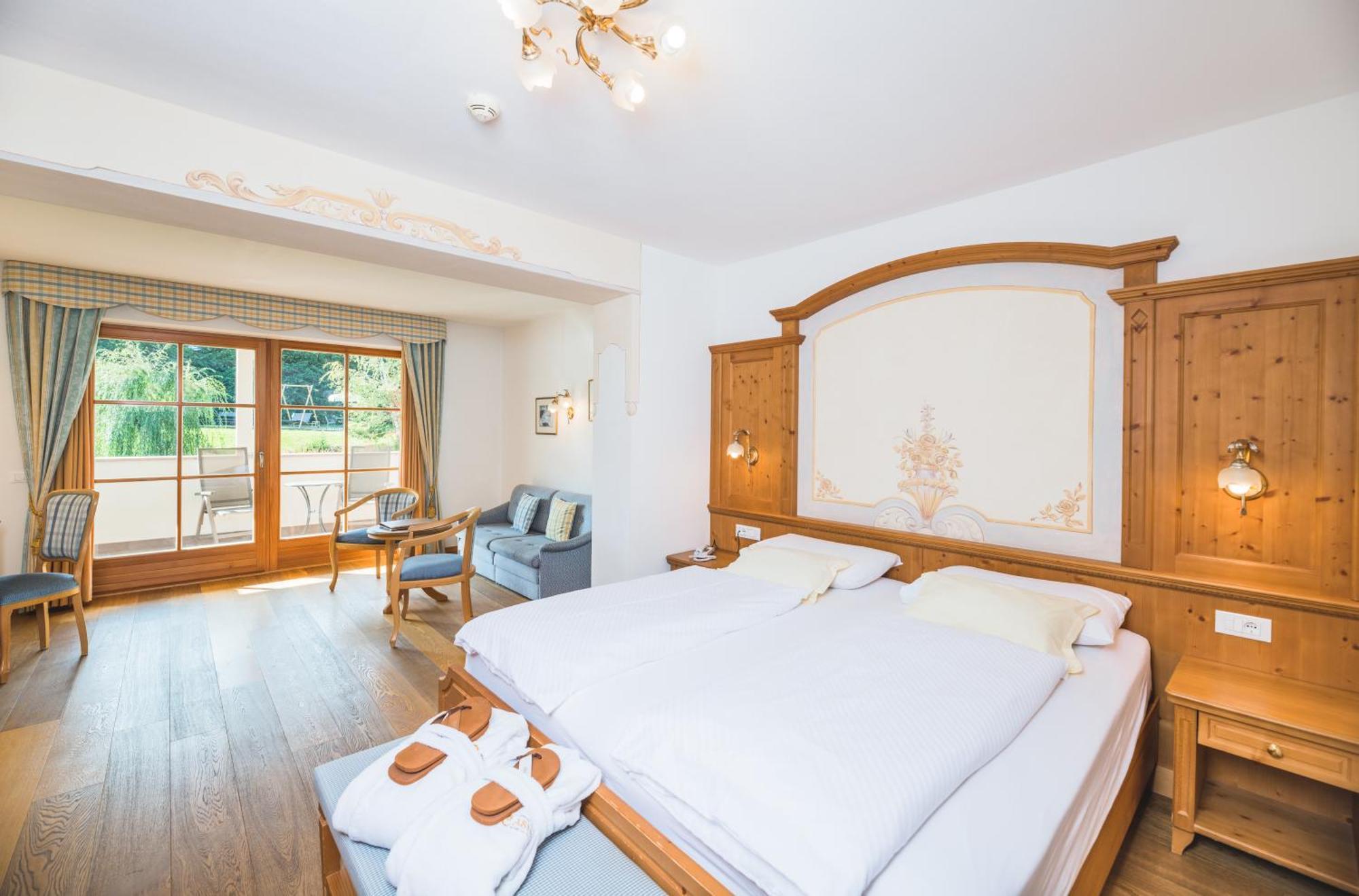 Hotel Castel Oswald Von Wolkenstein カステルロット 部屋 写真