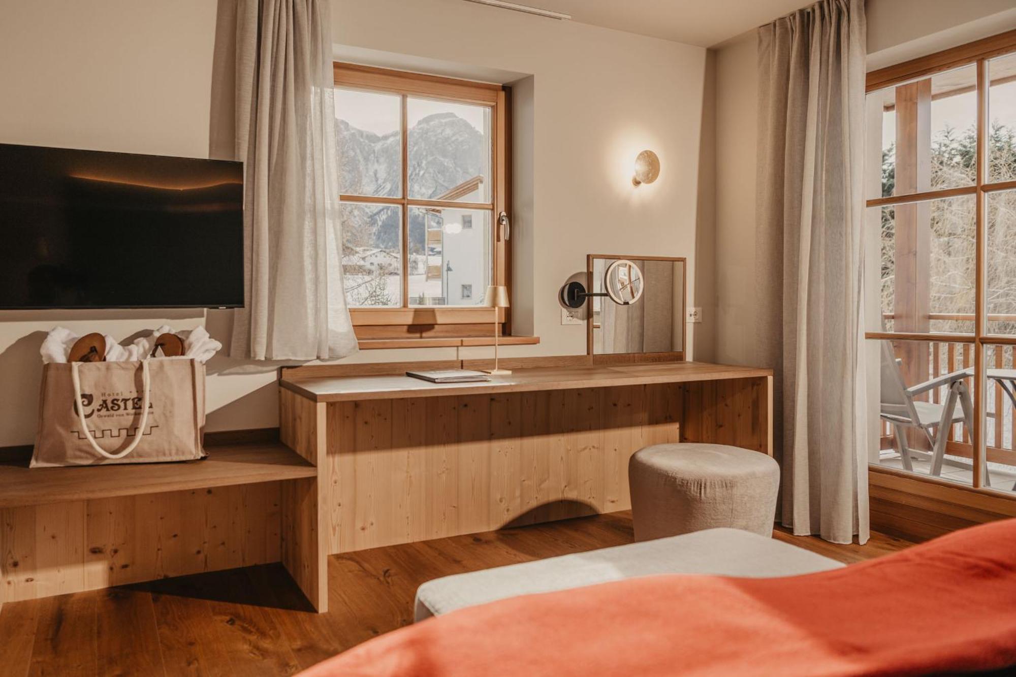 Hotel Castel Oswald Von Wolkenstein カステルロット エクステリア 写真