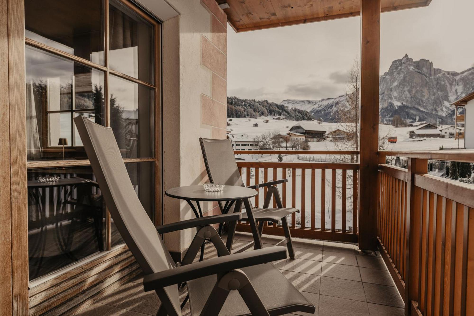 Hotel Castel Oswald Von Wolkenstein カステルロット エクステリア 写真